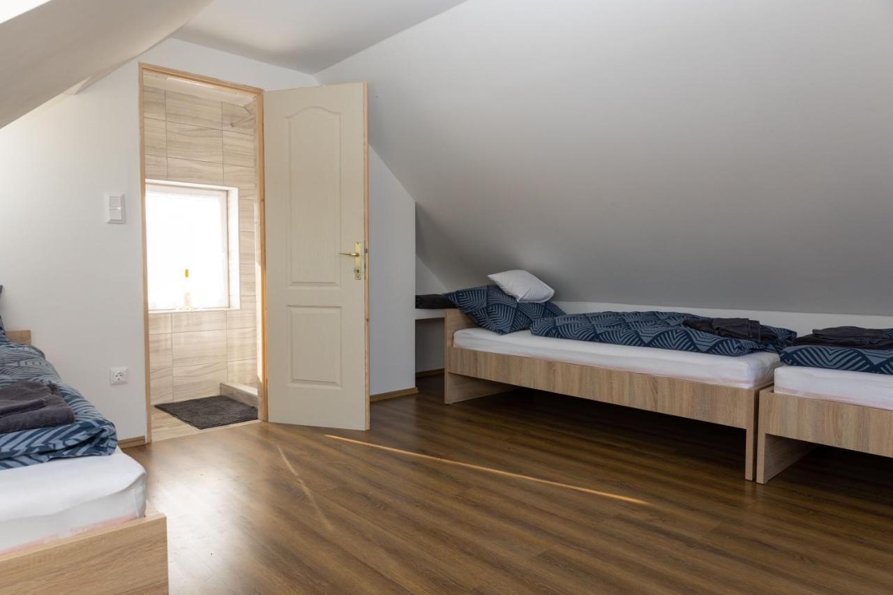 Takacs Pince Apartman Hajos المظهر الخارجي الصورة